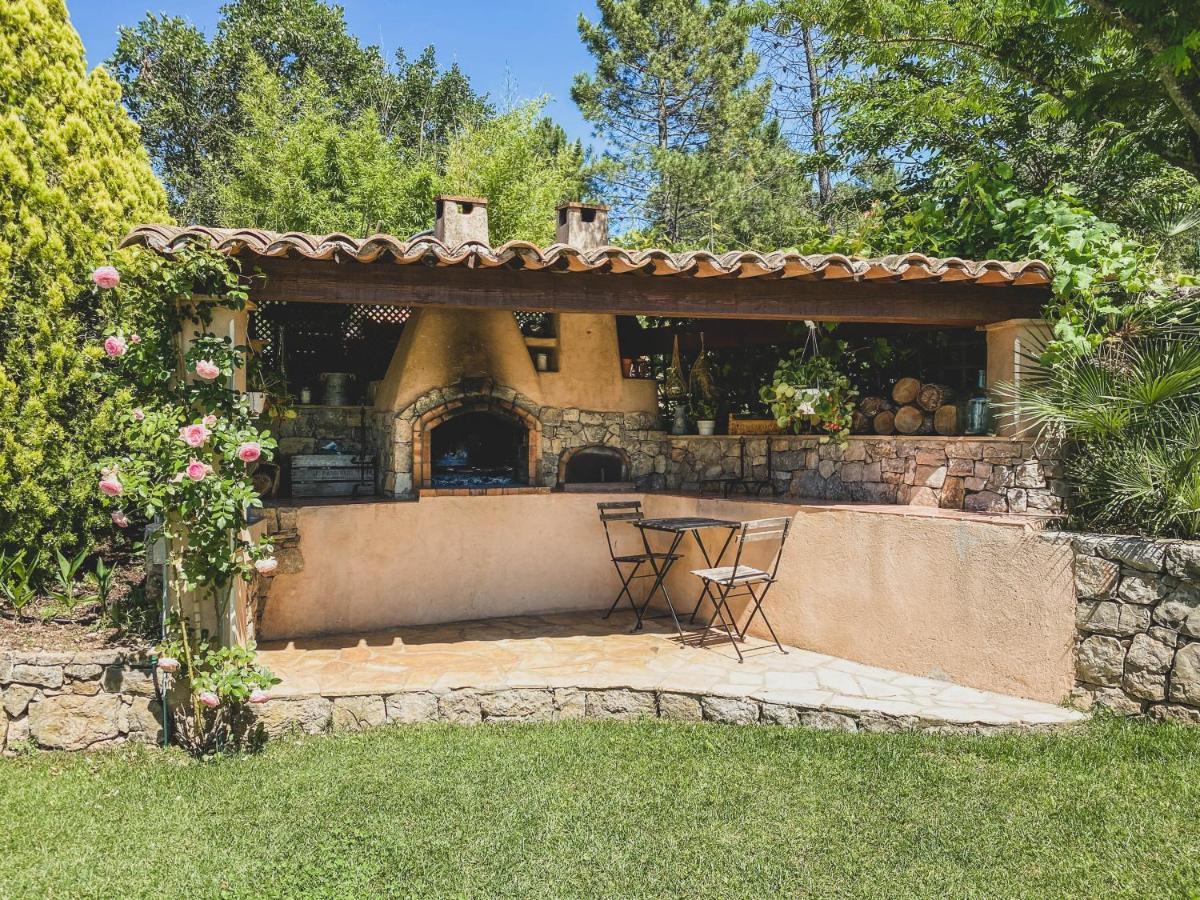 Maison De Vacances Villa Cardabella Le Tignet Exterior photo